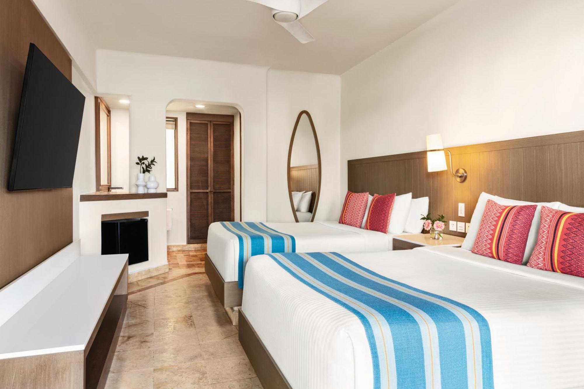 Wyndham Alltra Playa Del Carmen Adults Only All Inclusive Exterior photo